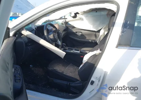 2024 Nissan Sentra Sv Xtronic Cvt z USA, uszkodzony, nr VIN 3N1AB8CV2RY331236